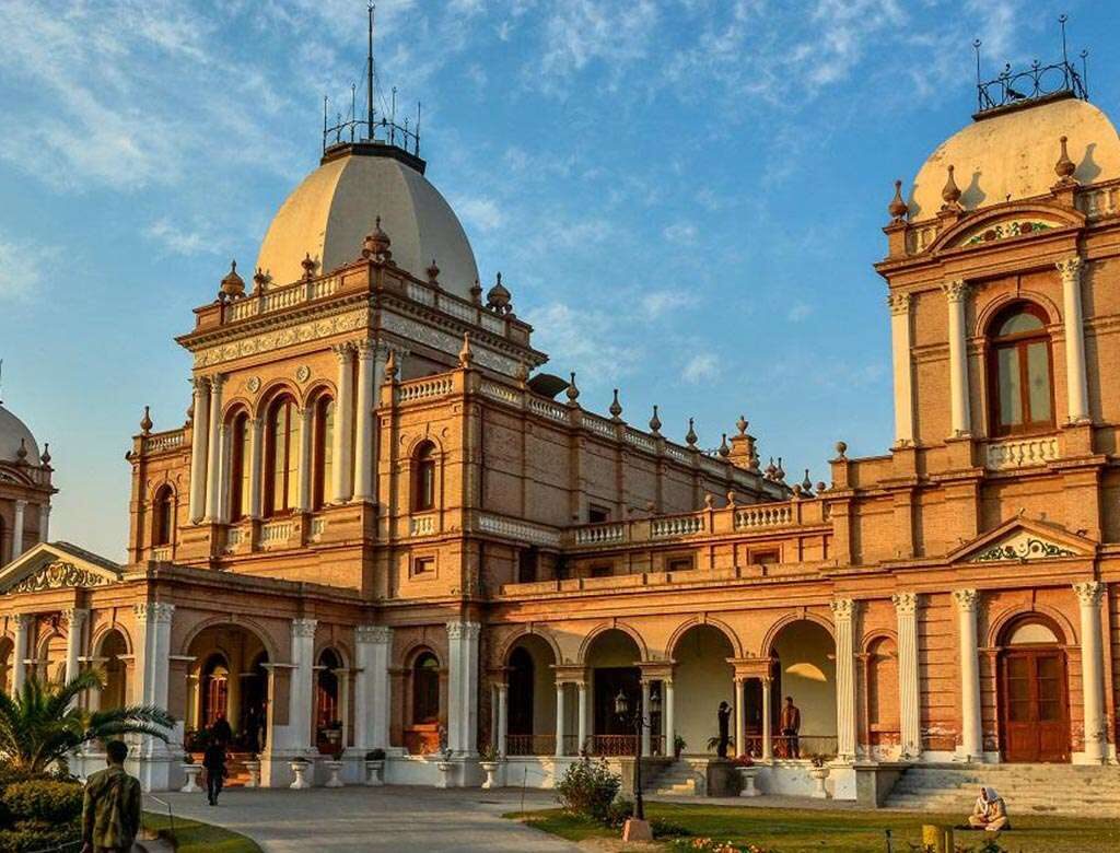 Noor Mahal Bahawalpur