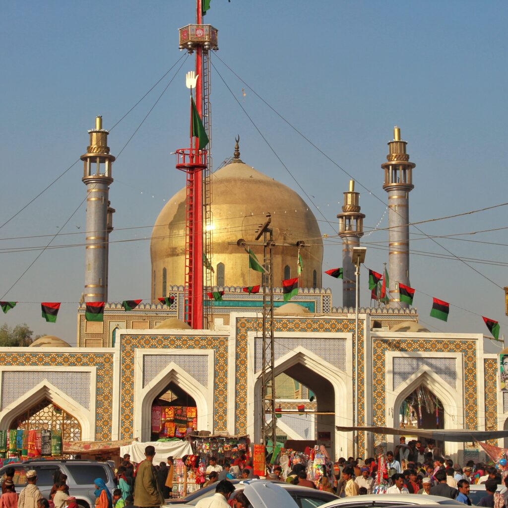 sakhi shahbaz qalandar qalandar shahbaz lal qalandar qalandar lal shahbaz qalandar
